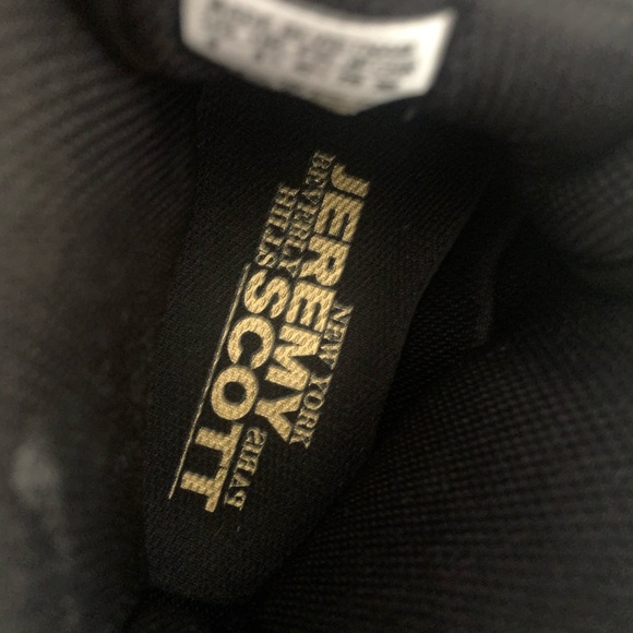 Jeremy Scott X Adidas Collection main image 4